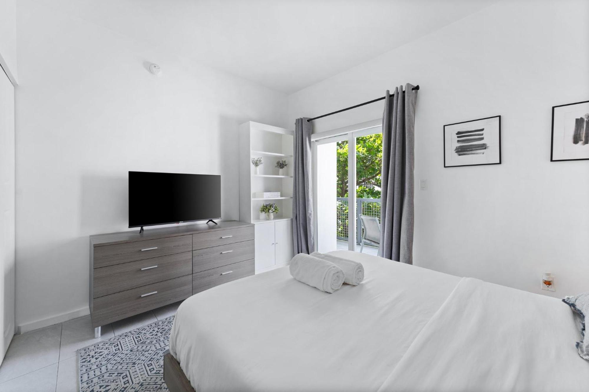 Modern In Edgewater Apartamento *